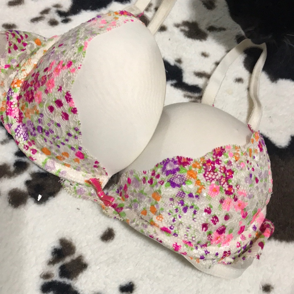 Bombshell bra